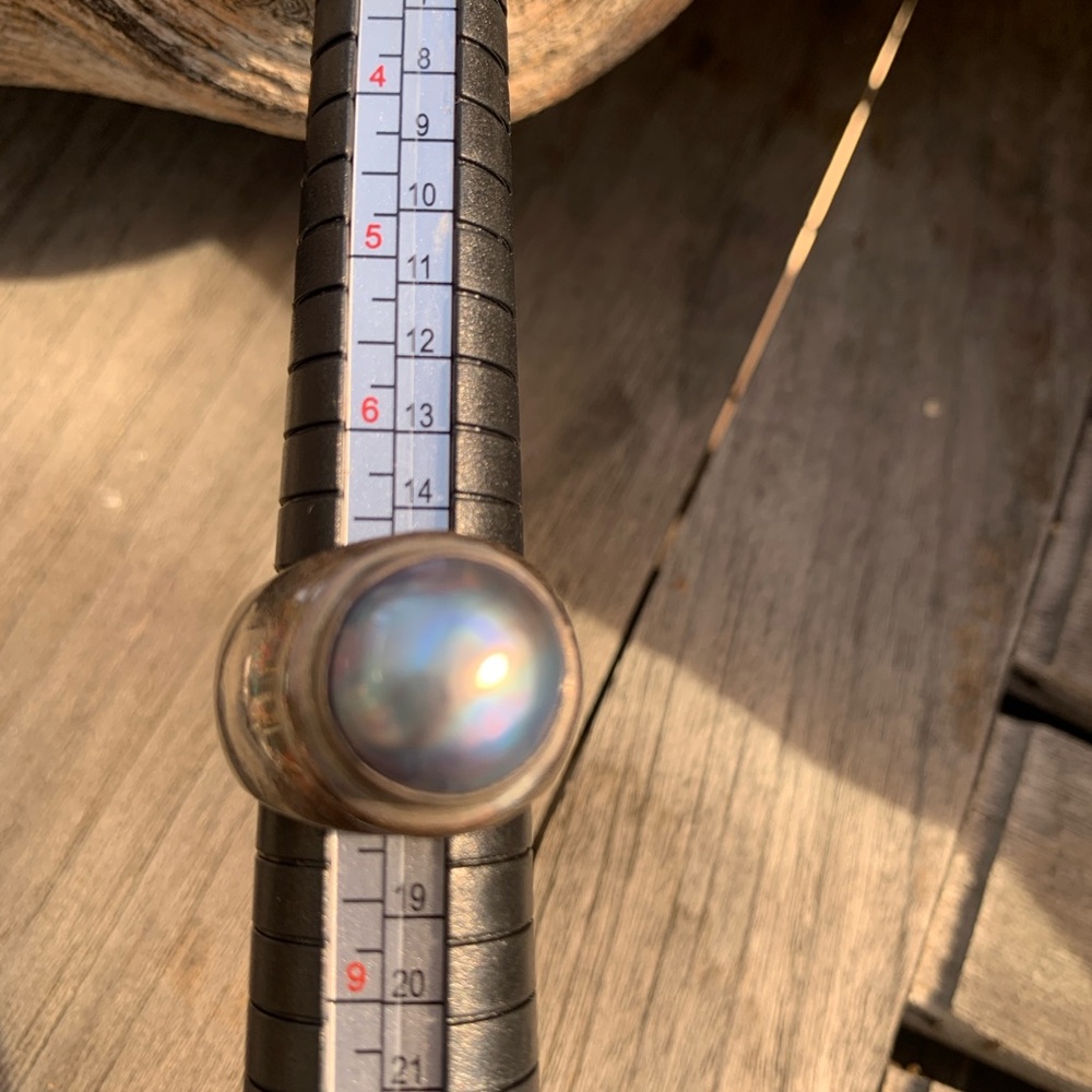 Elegant Silver Pearl Ring